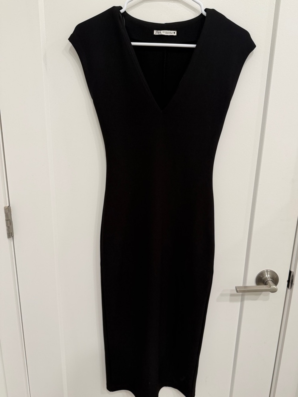 Zara Black V-Neck Cap Sleeve Midi Dress